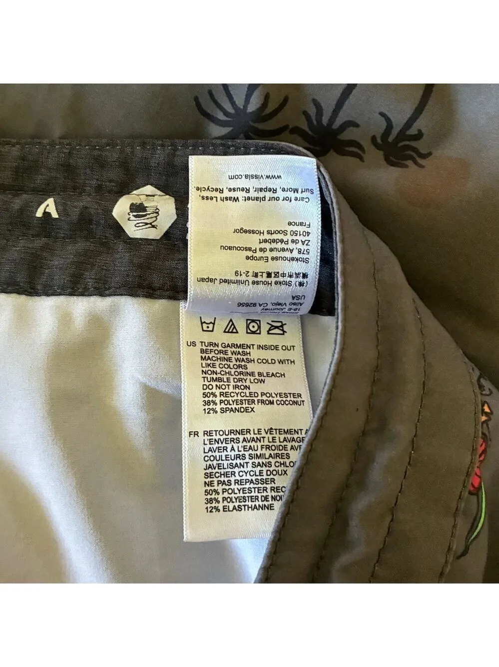 Vissla Tropical Bird in Paradise Boardshorts in Gray - Size 34